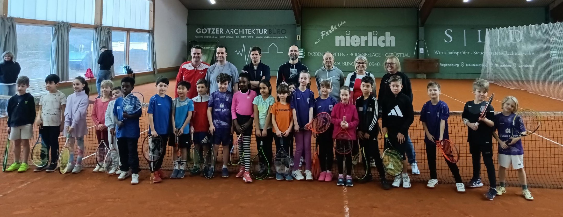 Erfolgreiches Jugendhallen- Tennisturnier für Anfänger