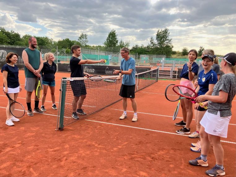 Tennisclub bietet Kontaktbörse für Tennisler an
